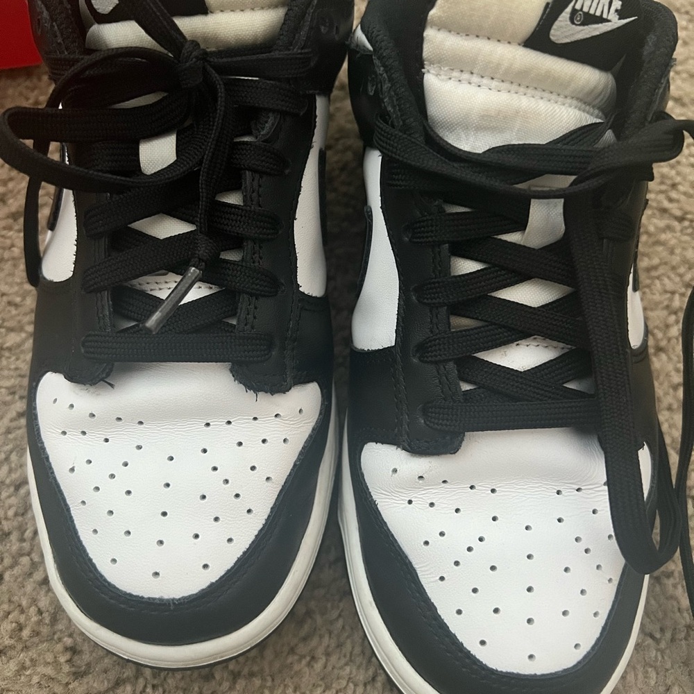 Nike dunks! - Picture 4 of 10